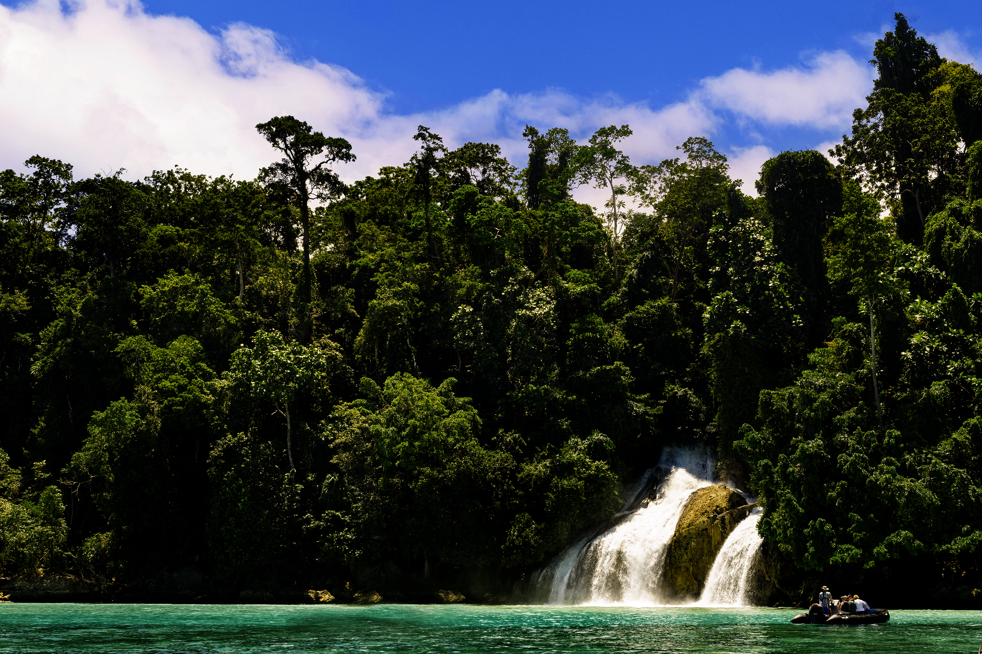 Indonesien Kiti Kiti Wasserfall